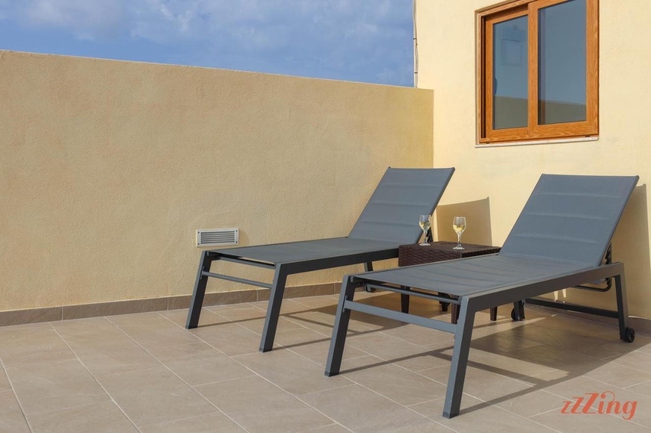 Luxurious Duplex Seafront Apt W Amazing Sea Views Birżebbuġa Exterior foto