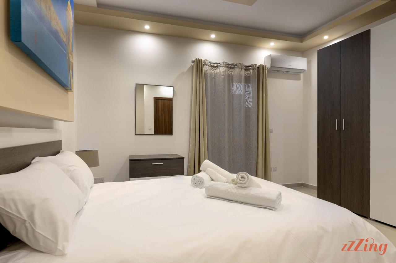 Luxurious Duplex Seafront Apt W Amazing Sea Views Birżebbuġa Exterior foto